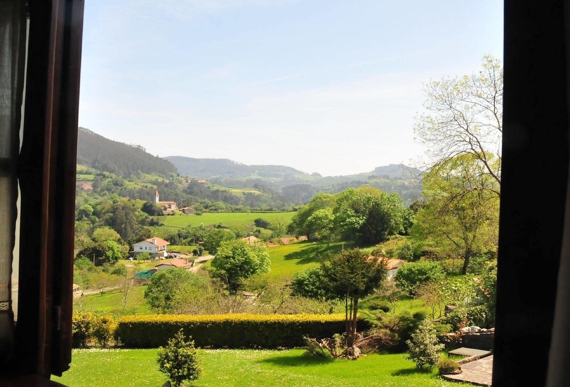 Casa Rural Llugaron I Guest House Miravalles Exterior photo